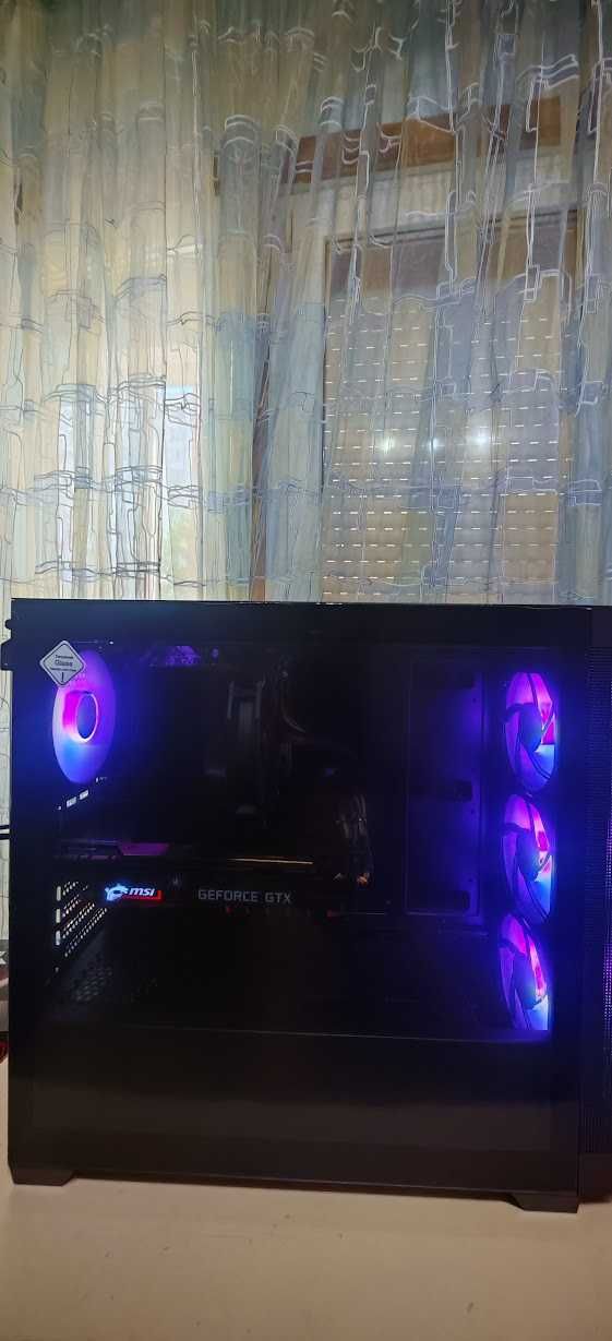 Добро Геймърско PC R7 3700X/32Gb/1TB nVme/GTX 1080TI/Гаранция