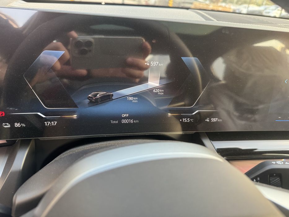 BMW i5 40L M sport