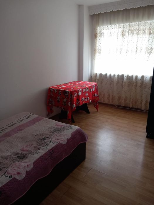 Apartament 3 camere bacau pe Nicu enea