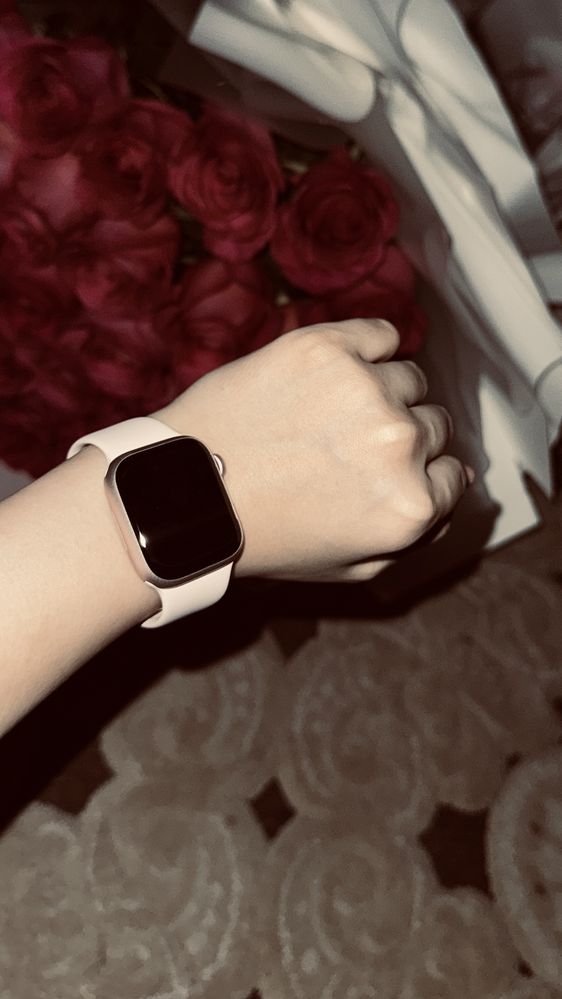 Apple Watch Series 9 GPS (41 мм)