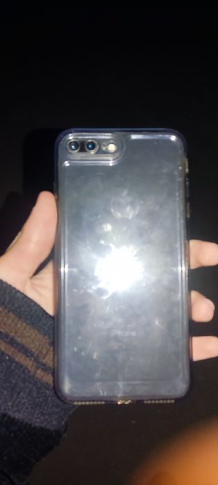 Iphone 8+ sotiladi turu ton ba atpichatka ba