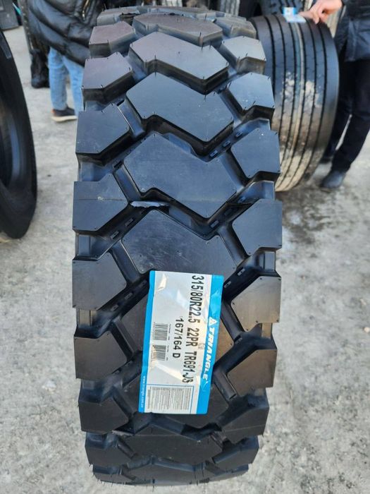 Шины 12.00R20 Универсальный