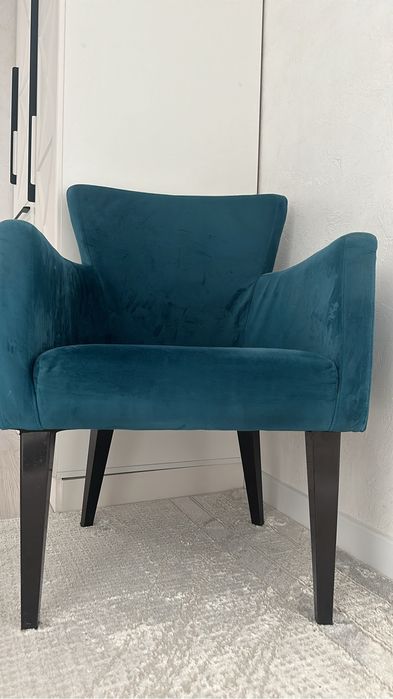 Продам два кресла