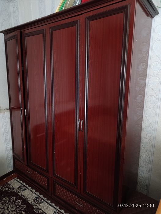 Мебель б/у, спалный, гарнитур, тримон