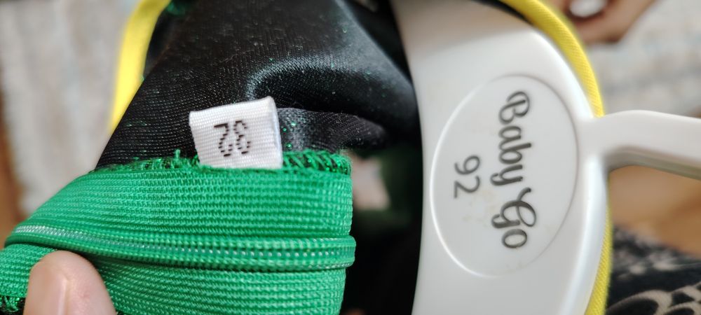 Продам платье елка, размер 32