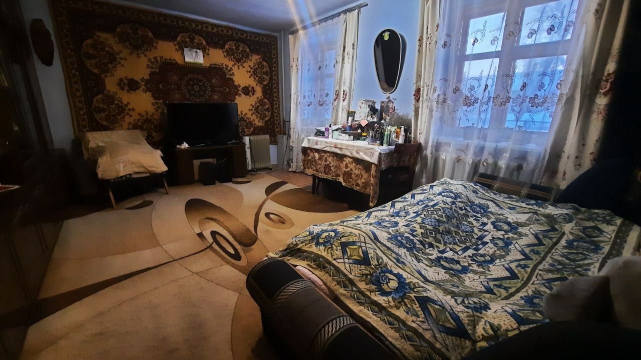 Продам двухэтажный дом в Винном.