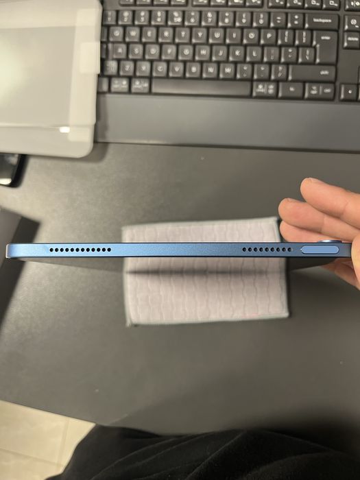 Apple IPad (10th Generation) Wi-fi - 256GB -Blue