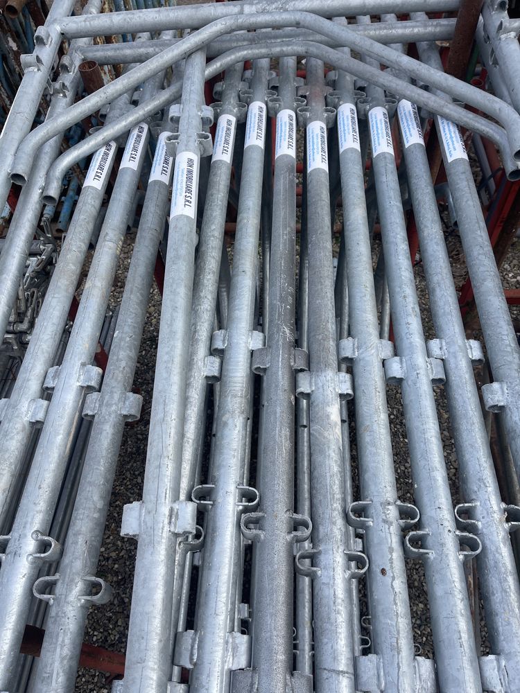 Inchiriez schele metalice