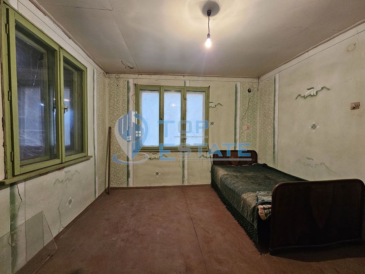Продава се Къща в с. Козловец, Област Велико Търново - 100 кв.м за 138 €/кв.м - Снимка #8