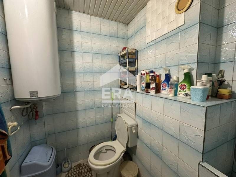 Тристаен апартамент в квартал ,,Любен Каравелов ,,