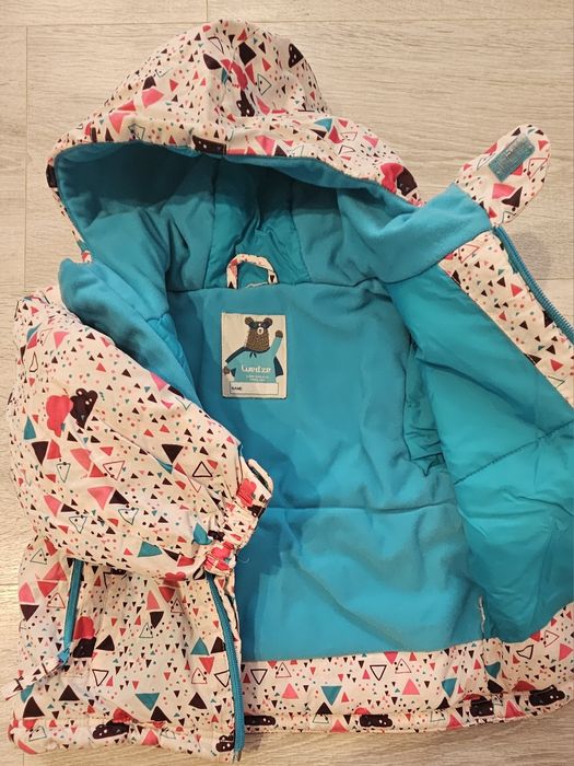 Vând geaca fetiță