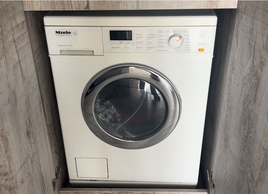 Пералня със сушилня Miele WT 2670