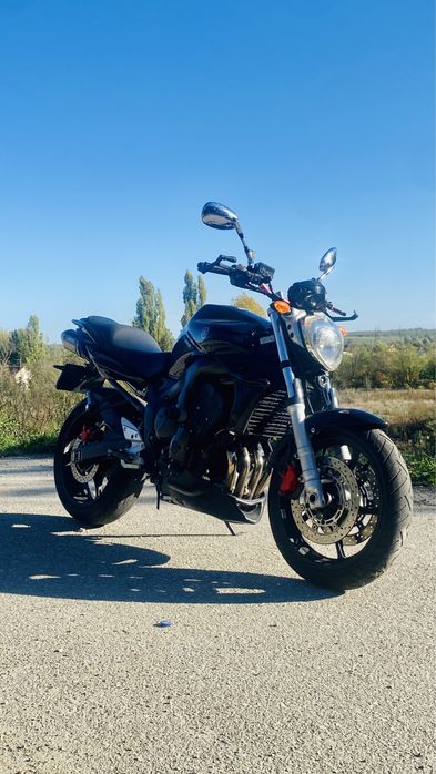 Yamaha FZ6 Black Edition
