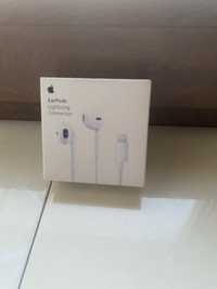 Apple EarPods lightining connector