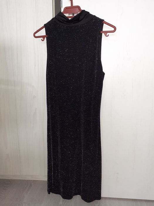 Rochie de ocazie strălucitoare