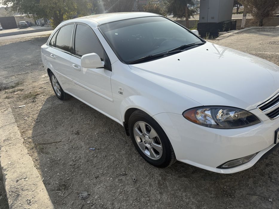 Jentra avtomat 2020 metan