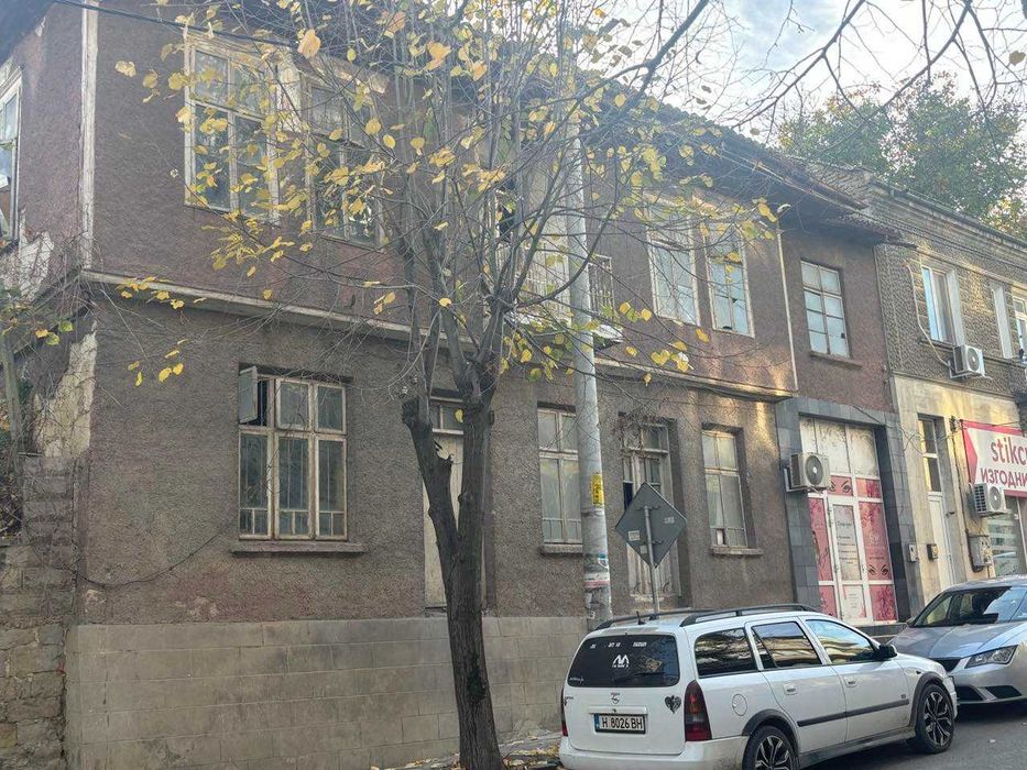 Двуетажна къща за продажба! Без посредник!