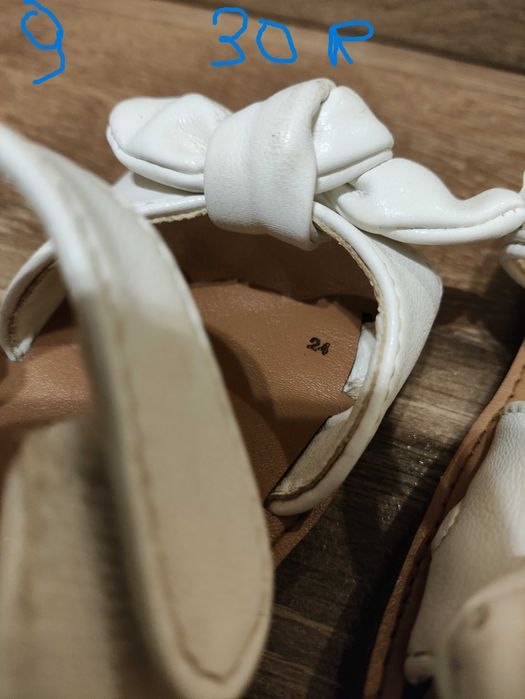 Adidași fetiță 4- 6 ani