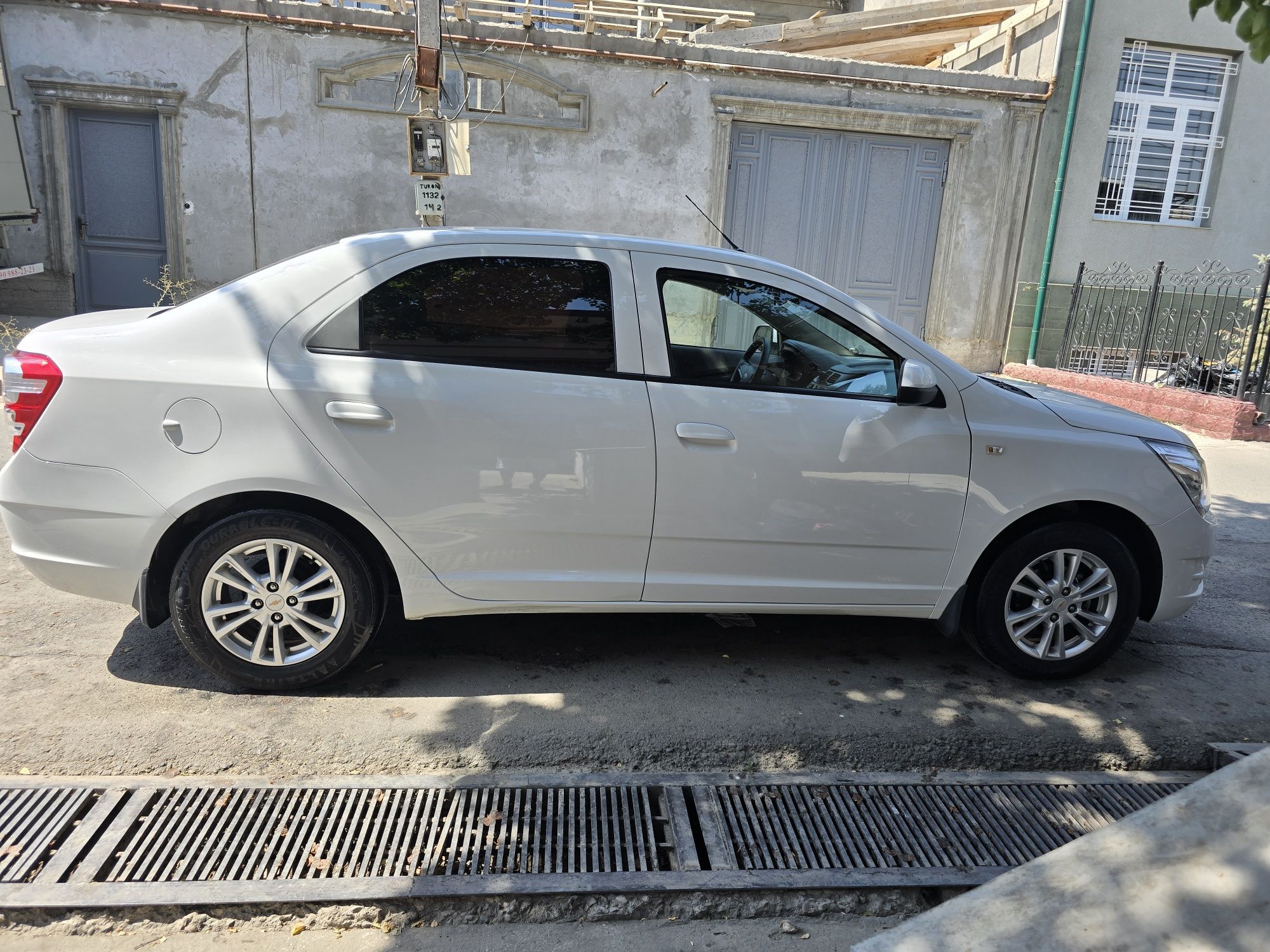 Cobalt avtomat sotiladi yaxshi xolatda