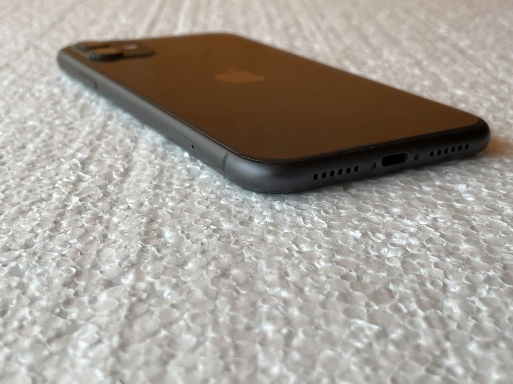 iPhone 11 256Gb Black Neverlocked 94% viata bateriei