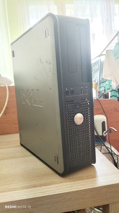 Продавам Компютър Dell Optiplex 760