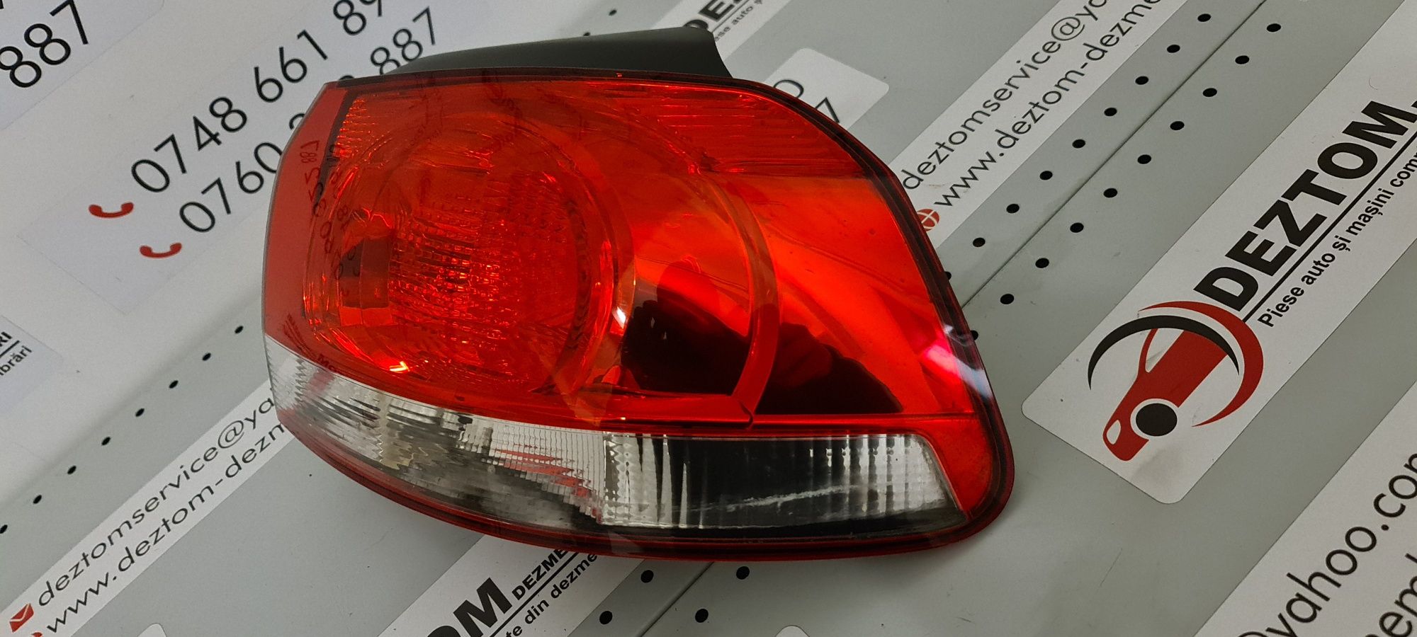 Stop.Tripla.Lampa spate dreapta vw golf 6   5k0945112