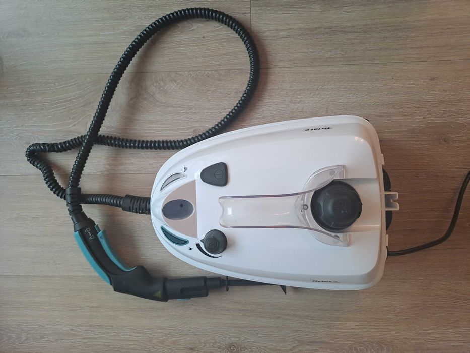 Aparat de curat cu abur Ariete XvaporDeluxe