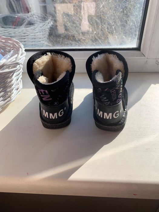 Продам Угги детские