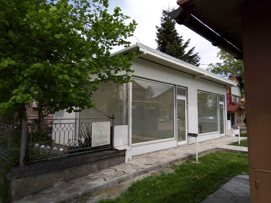 Дава се под наем Магазин в София, Бенковски - 25 кв.м за 408 € - Снимка #1