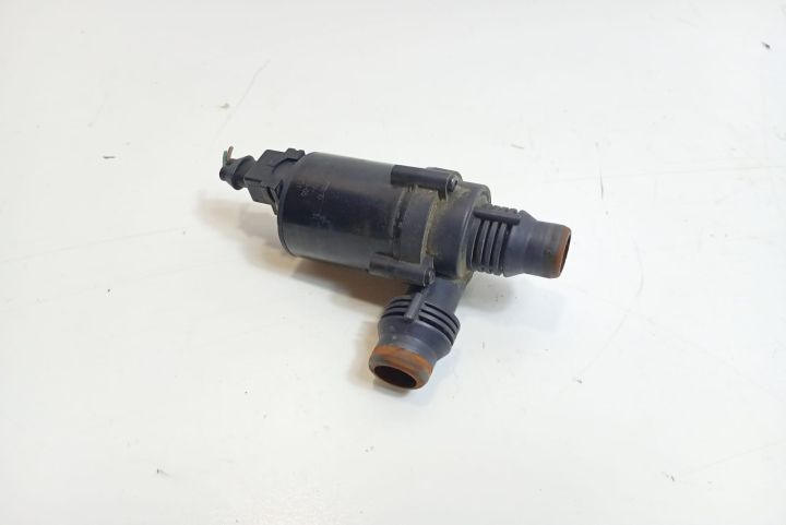 Pompa recirculare apa 64216917700 BMW Seria 5 E60/E61