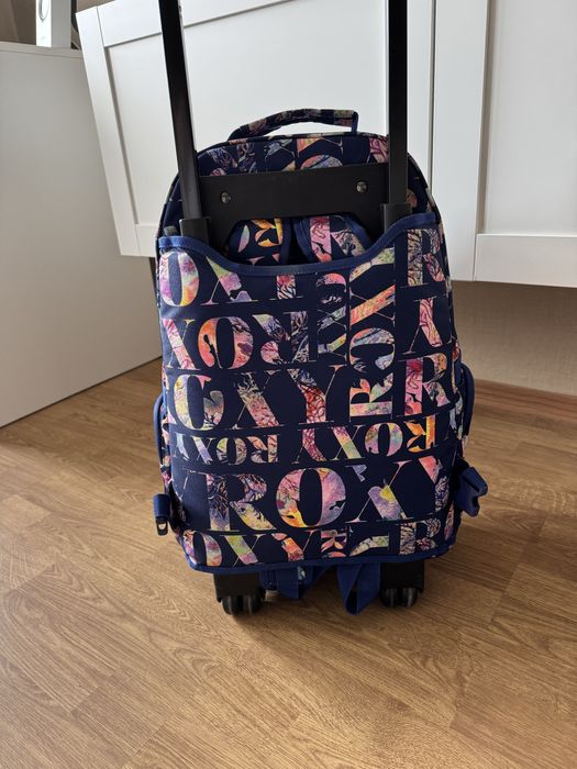 Раници “Roxy” с колелца и без