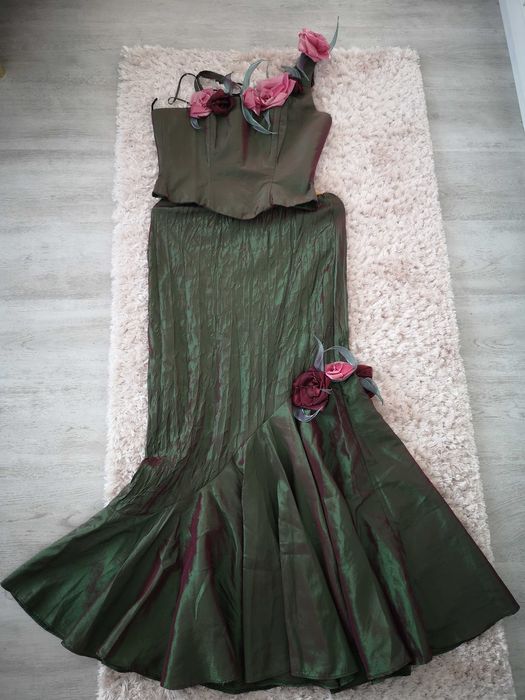 Vând rochii de ocazie