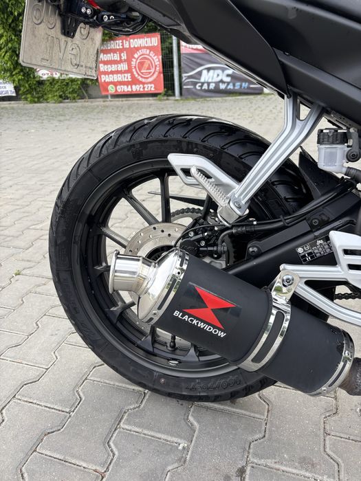 Yamaha yzf R125.