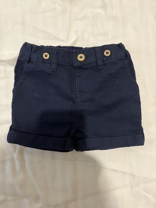 2 perechi de pantaloni scurti 62