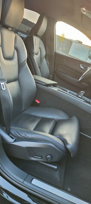 Volvo XC60//2019.11//2.0 Diesel 197cp//Mild Hybrid//FullPiele //AWD