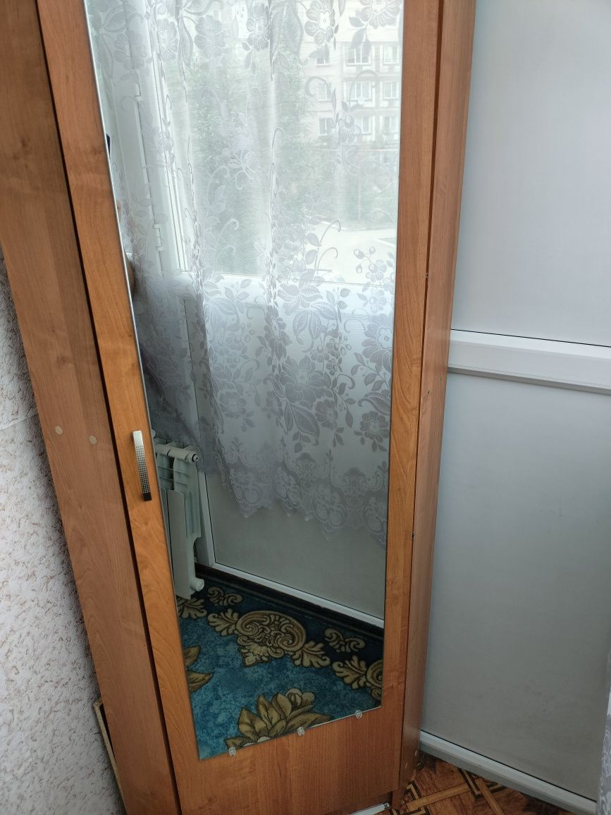 Мебель шкаф угловой.