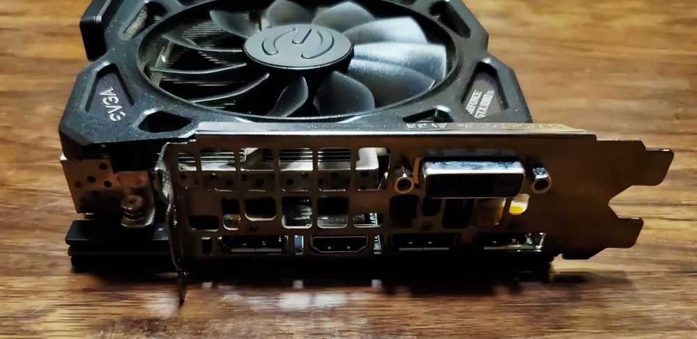 GTX 1080 Ti 11GB EVGA