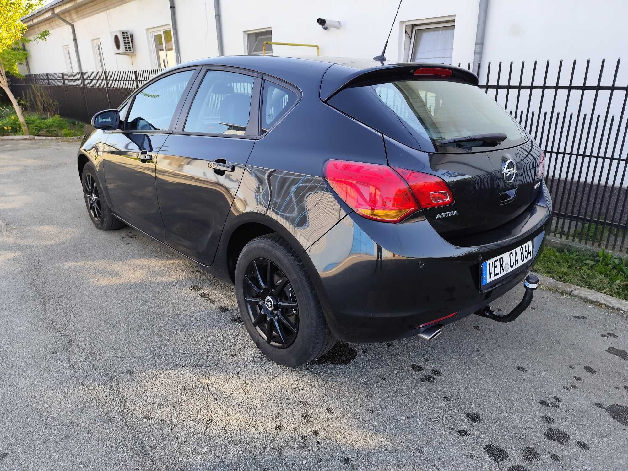 Opel Astra J 1.4 Benzina 2013