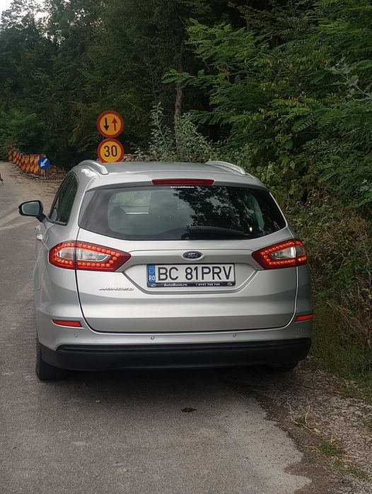 Vând Ford Mondeo Mk5