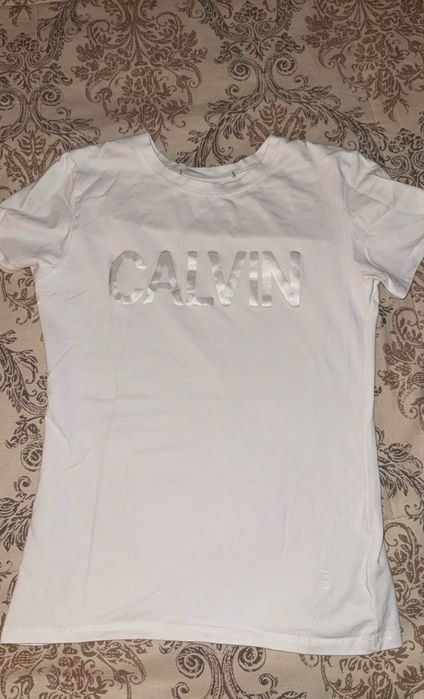Тениска на Calvin