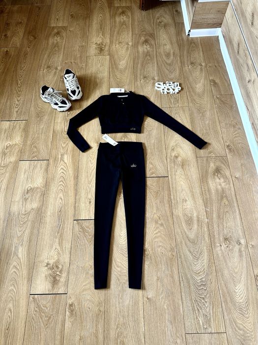 Разкошен сет за спорт от 2 части стегната материя