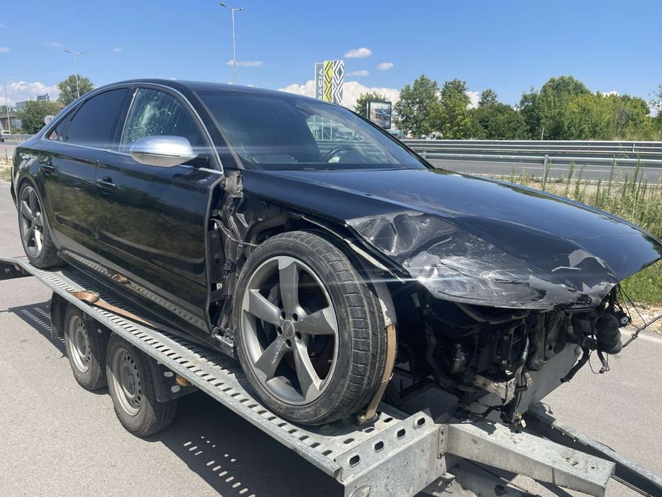 Audi S8 D4 4.0 TFSI на части  АУДИ S8