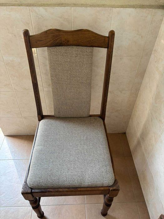 Столове дървени много добро качество