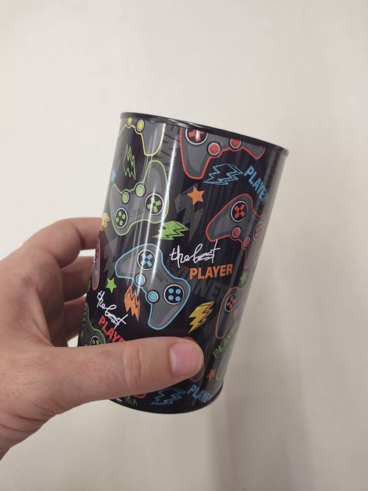 Pușculiță metalică gaming.