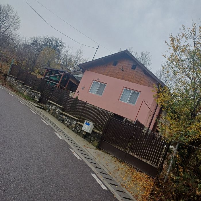 Casa vacanta/teren 800mp
