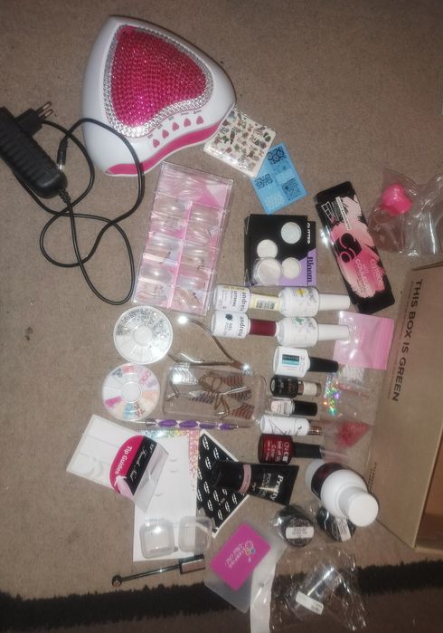 Ув лед лампа за маникюр с лакове и други