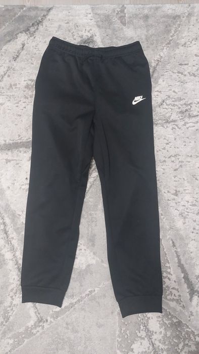 Pantaloni/Blugi( bershka,nike)