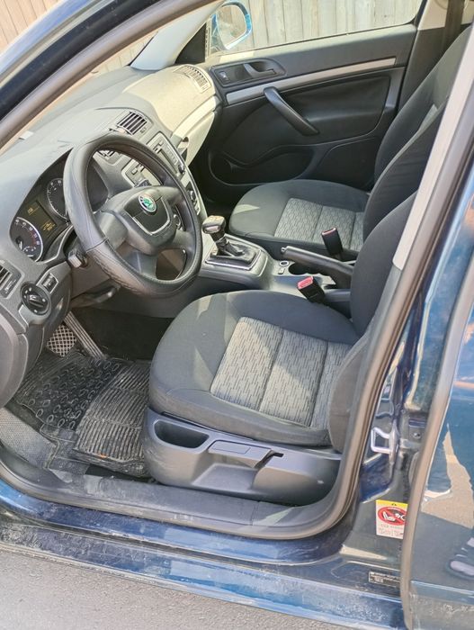 Skoda Octavia II – 1.6 TDI 105 CP DSG – 2012