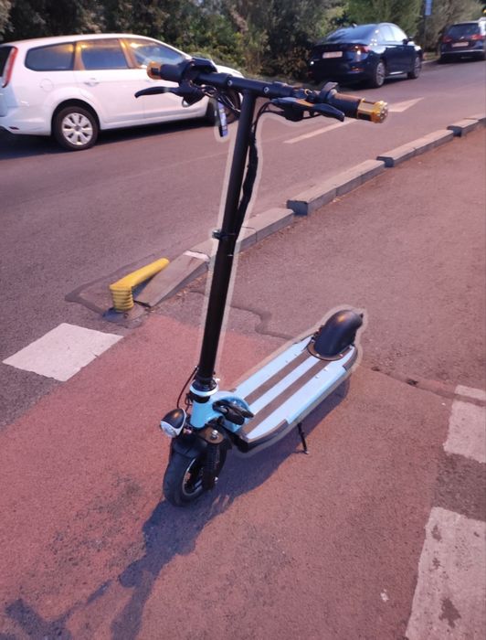 Vand trotineta electrica