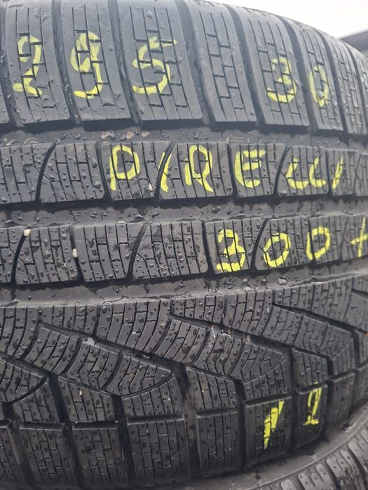 295 30 19 Pirelli iarnă profil ca noi